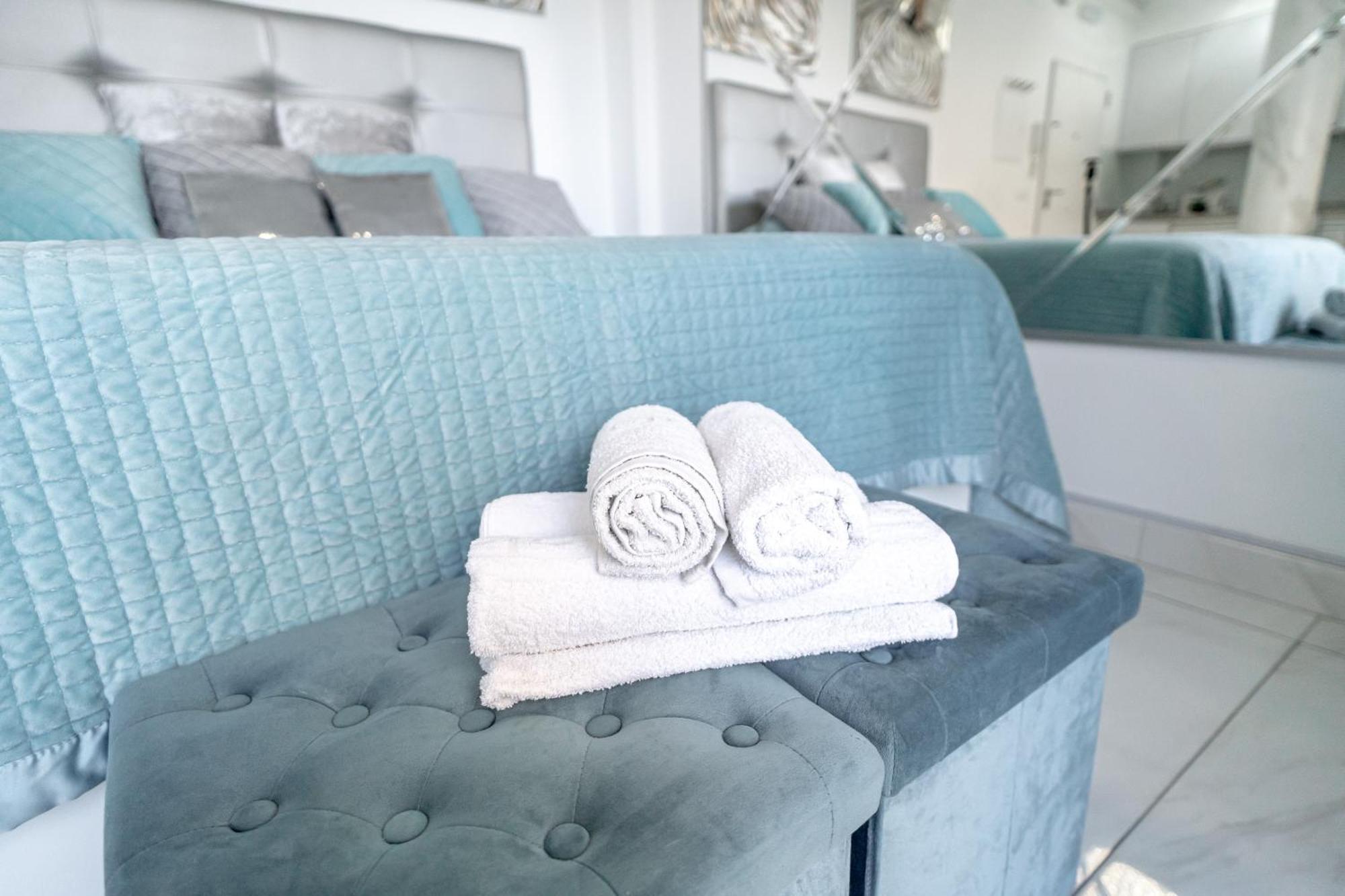 Silver Horizon Luxury Apartment 네르하 외부 사진