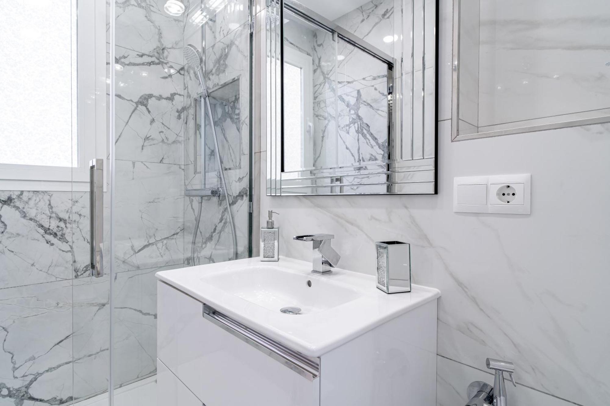 Silver Horizon Luxury Apartment 네르하 외부 사진