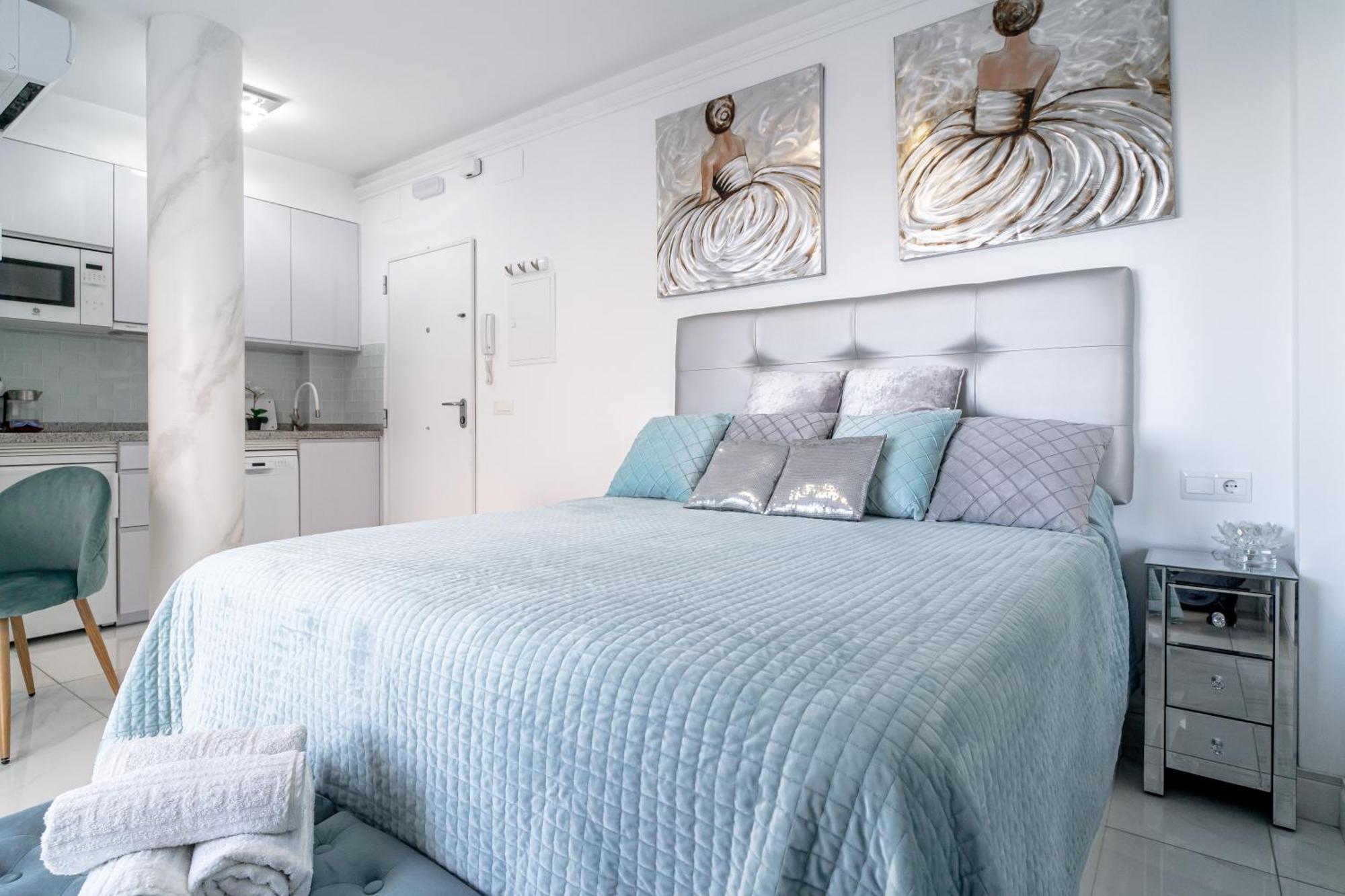 Silver Horizon Luxury Apartment 네르하 외부 사진